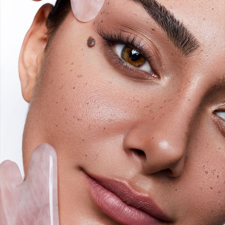 GUASHA EN QUARTZ ROSE